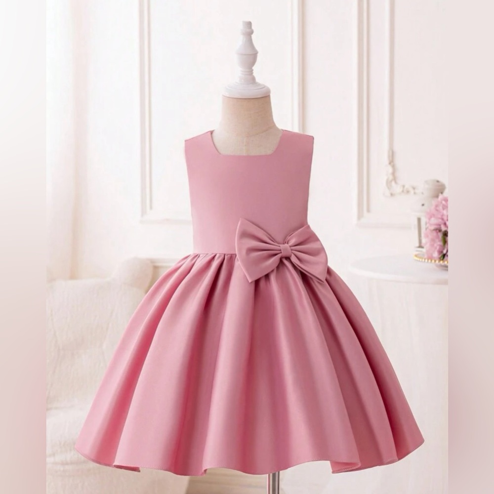 Dusty pink, girls dress. Never worn